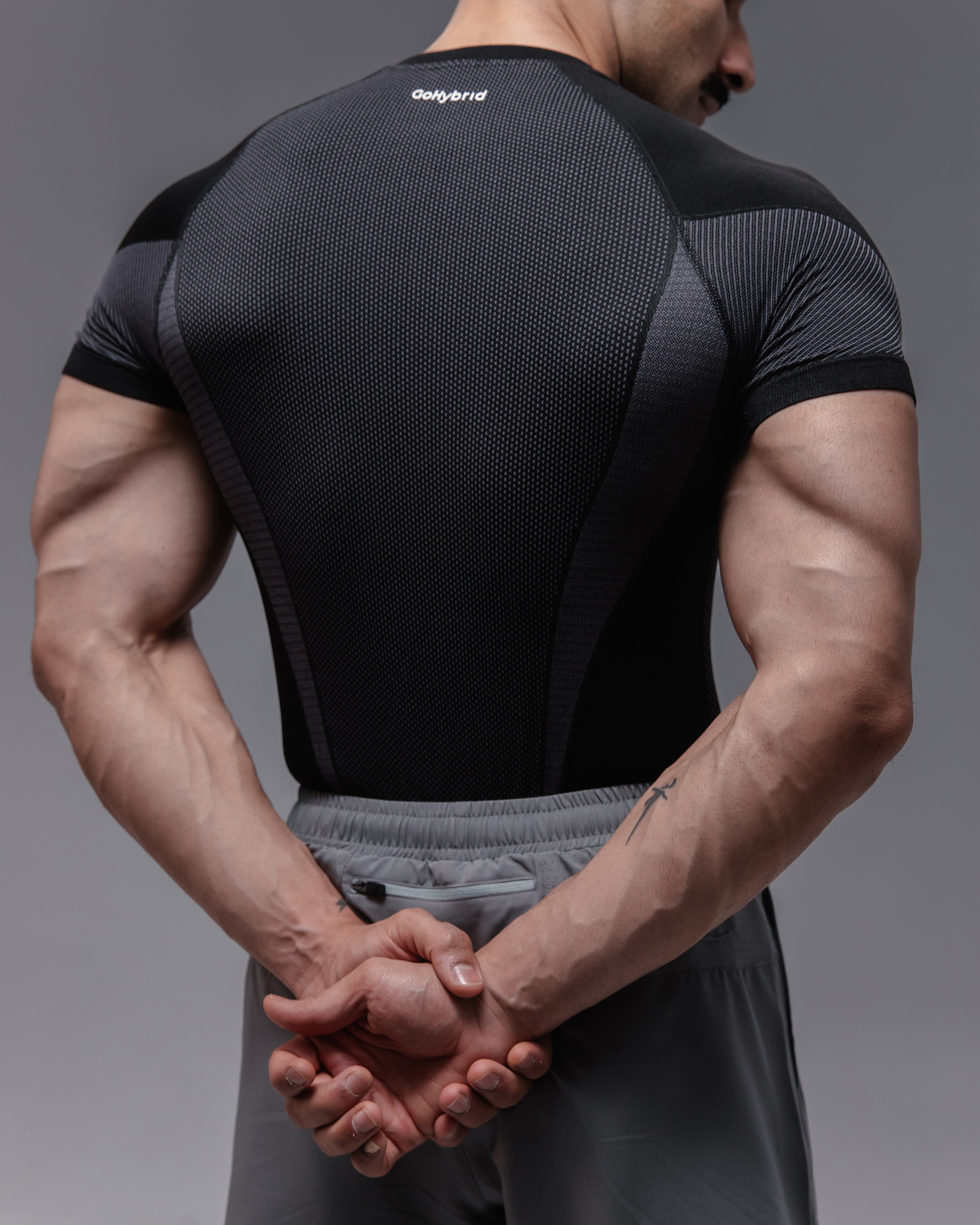 SEAMLESS Titan T-Shirt
